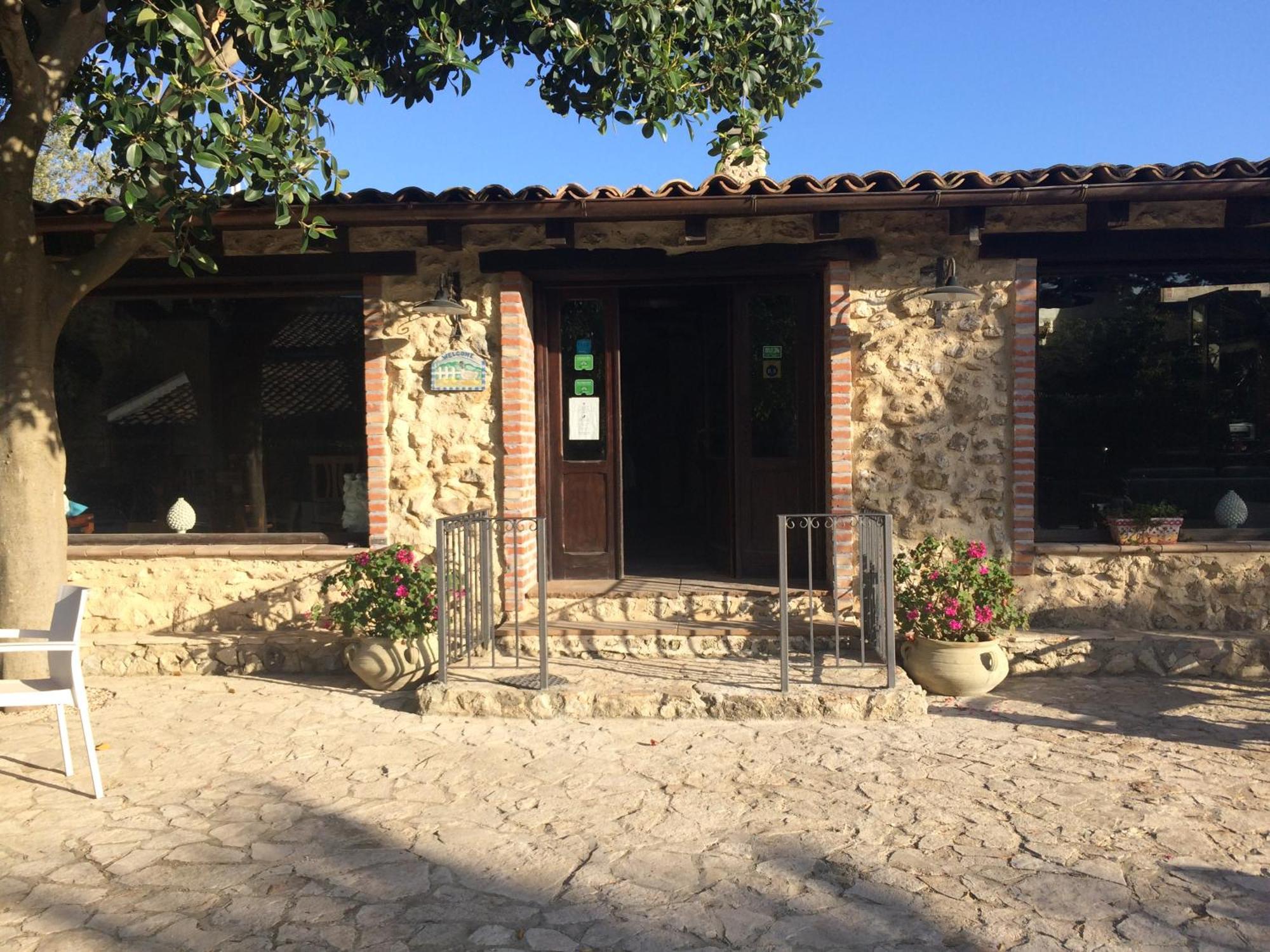 Agriturismo Roba Degli Ulivi Villa Agrigento Luaran gambar